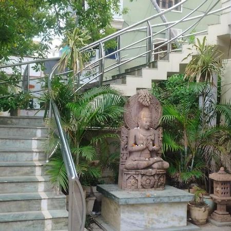 Hotel City Palace Brahmapur Luaran gambar