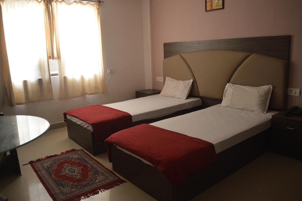 Hotel City Palace Brahmapur Bilik gambar