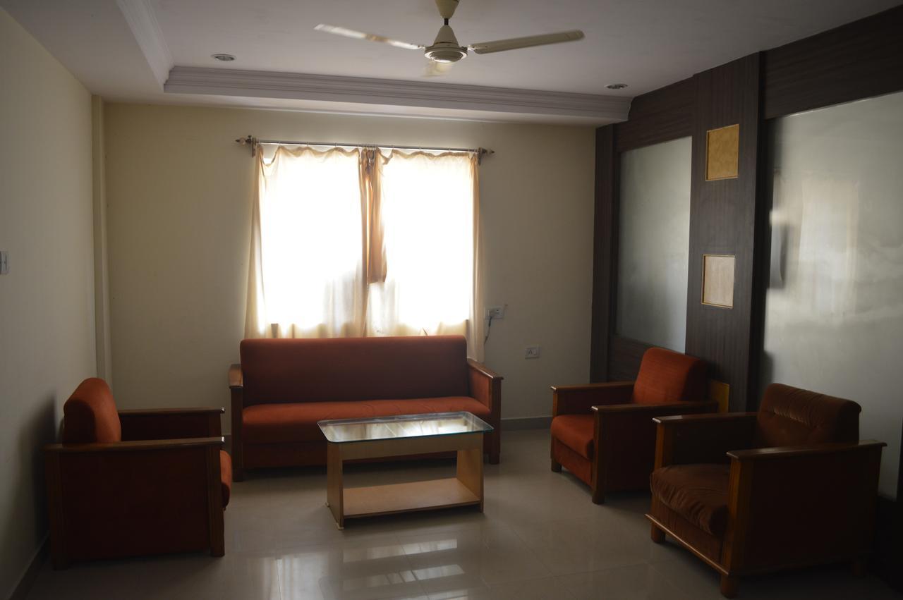 Hotel City Palace Brahmapur Luaran gambar