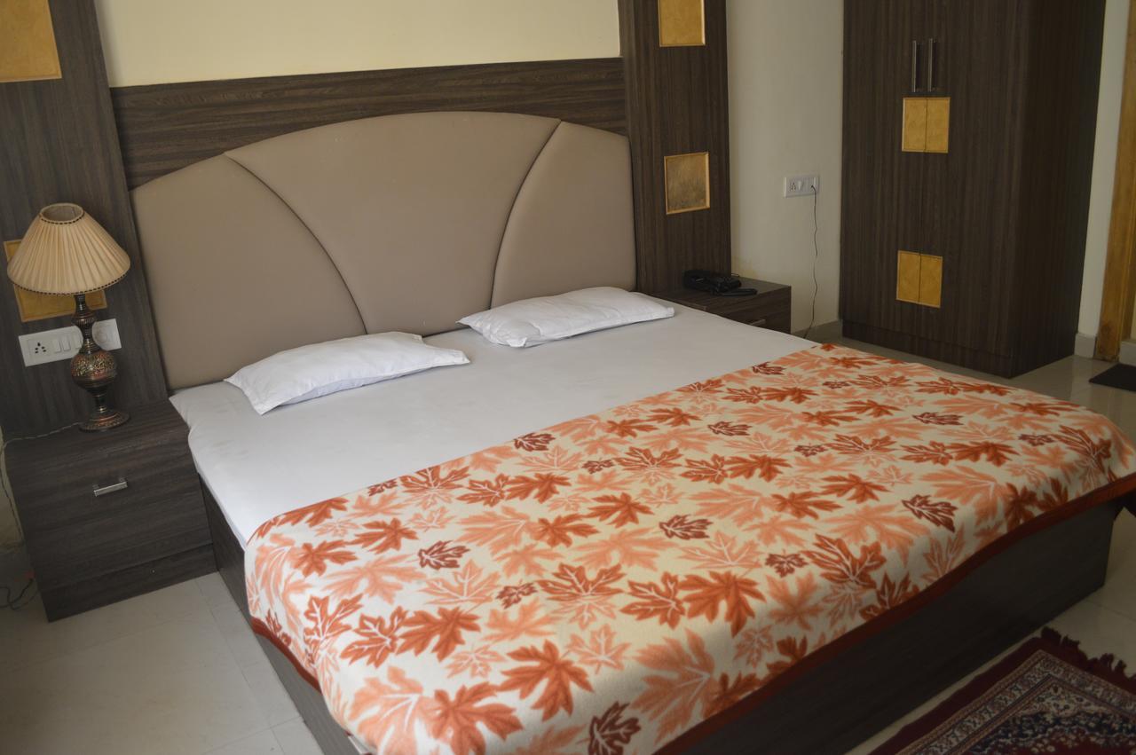Hotel City Palace Brahmapur Luaran gambar