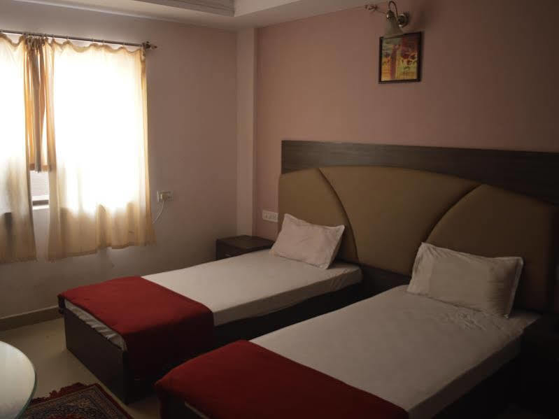 Hotel City Palace Brahmapur Luaran gambar